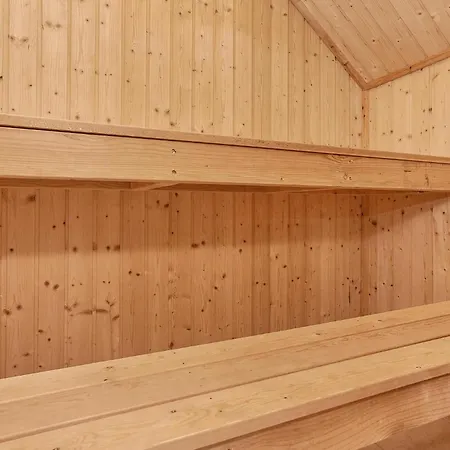 In With Sauna
